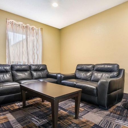 Quality Inn & Suites Florence - Cincinnati South Екстериор снимка