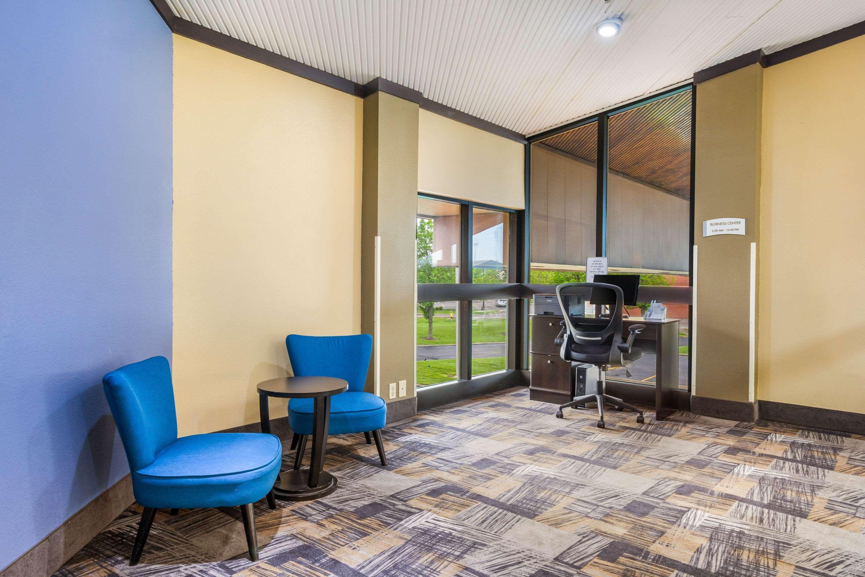 Quality Inn & Suites Florence - Cincinnati South Екстериор снимка