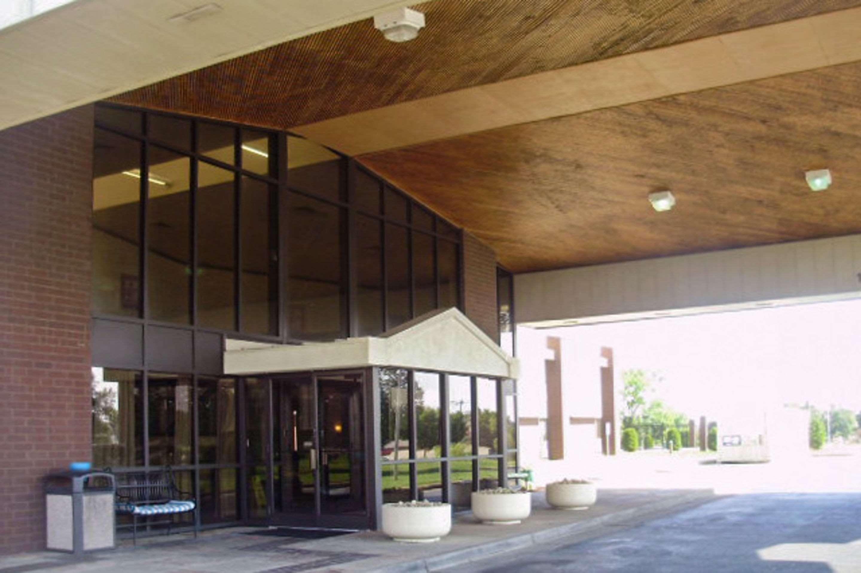 Quality Inn & Suites Florence - Cincinnati South Екстериор снимка