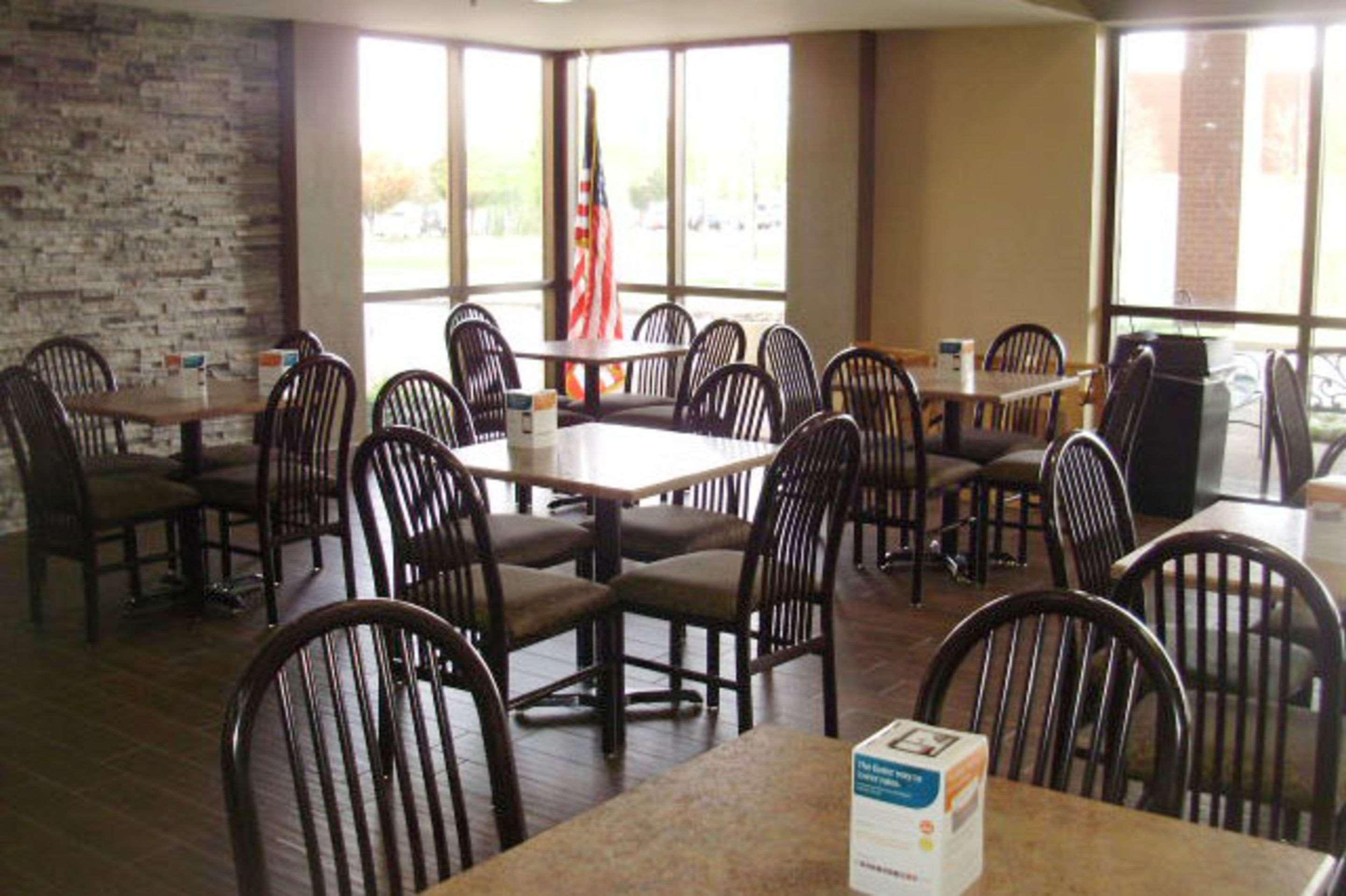 Quality Inn & Suites Florence - Cincinnati South Екстериор снимка